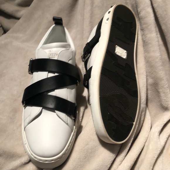 Valentino sneakers - Picture 1 of 5